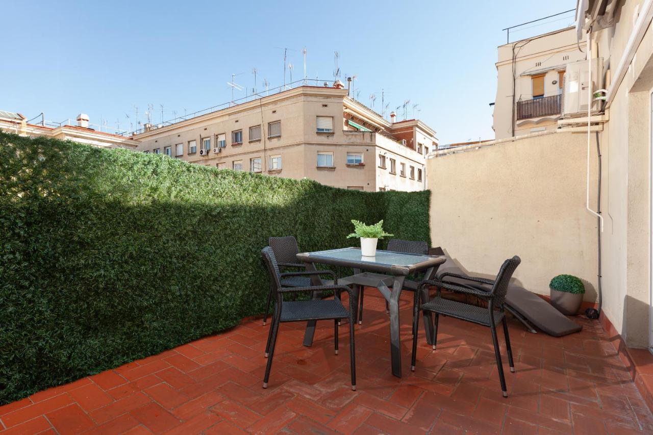 Penthouse In Sagrada Familia Apartman Barcelona Kültér fotó