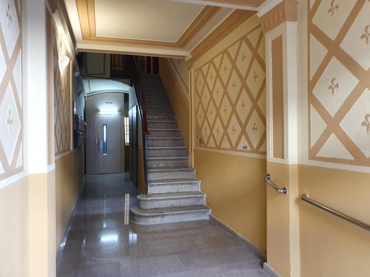 Penthouse In Sagrada Familia Apartman Barcelona Kültér fotó